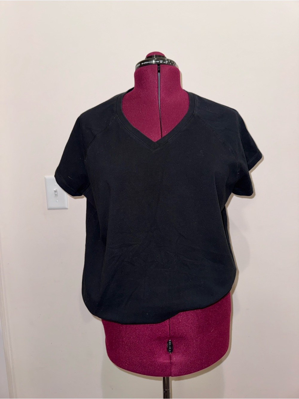 95% Cotton ProSpirit Athletic Gear Black V-Neck Sleeveless Women's Workout Top
